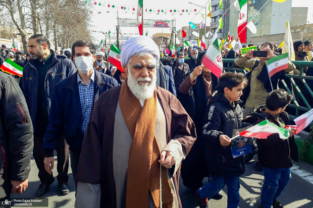 اختری: راه امام مبارزه با آمریکا، حمایت از فلسطین و خدمت به مستضعفین و محرومین جامعه است/ نباید به خاطر بعضی دیدگاه های سیاسی مردم را به جان هم بیندازیم/ همه باید در برابر دشمنان موضع گیری داشته باشند