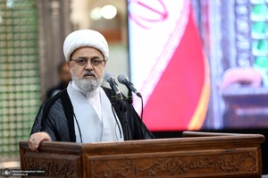 ادای احترام مهمانان خارجی کنفرانس وحدت اسلامی به مقام شامخ حضرت امام خمینی (س)