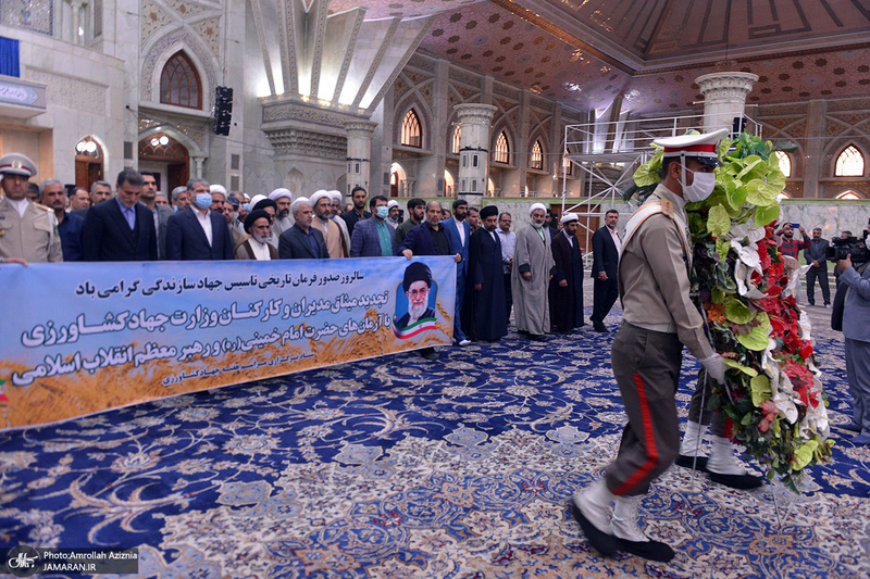 تجدید میثاق وزیر و مدیران جهاد کشاورزی با آرمان های حضرت امام (س)