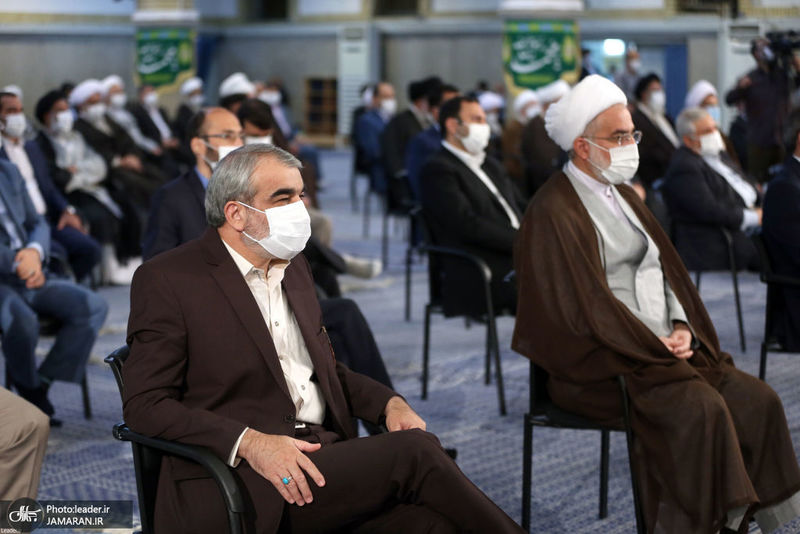 دیدار میهمانان کنفرانس وحدت اسلامى‌ و جمعی از مسئولان نظام با رهبر معظم انقلاب