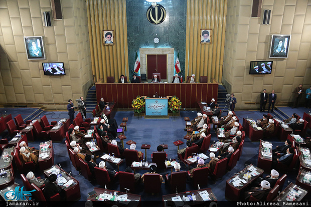  اجلاسیه رسمی مجلس خبرگان رهبری آغاز شد