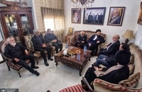 دیدار سیدعلی خمینی، با خانواده شهید سید حسن نصرالله