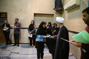 ورکشاپ هنر ی دانش آموزان هنرستان یادگار امام در حسینیه جماران