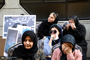گردهمایی (آن ها فرشته بودند) مقابل دفتر یونسکو در تهران