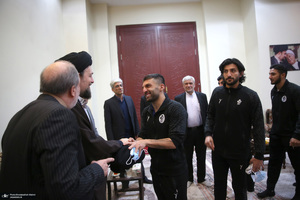 دیدار مدیرعامل و بازیکنان باشگاه فرهنگی ورزشی پیکان با سید حسن خمینی