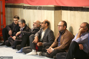 رونمایی از پرده نقالی خوانی (امام مردم) در حسینیه جماران