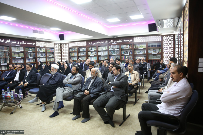 دیدار نوروزی رئیس موسسه تنظیم و نشر آثار امام خمینی (س) با کارکنان این موسسه