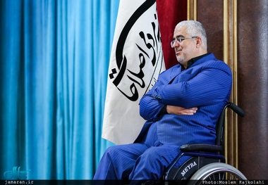  دردناک است که پس از 39 سال، مردم می گویند ما خودمان می خواهیم کمک های خود را به مناطق زلزله زده منتقل کنیم