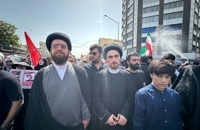 حضور سید احمد خمینی در تشییع شهدای اقتدار