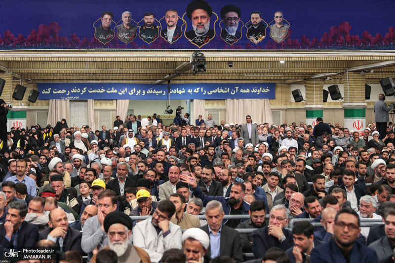 مراسم بزرگداشت شهید رئیسی و شهدای پرواز اردیبهشت