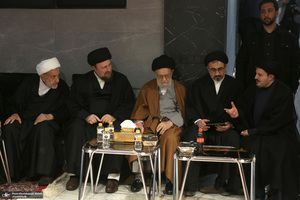 حضور سید حسن خمینی در منزل آیت الله امام جمارانی