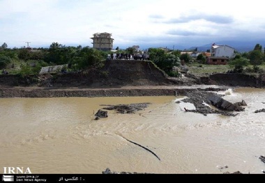 عملیات امداد رسانی هوایی در دلفان آغاز شد