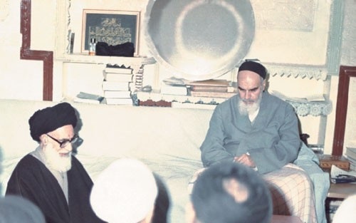 معلماً للأخلاق ومهذباً للنفوس