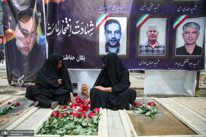 گلزار شهدای جنگ تحمیلی ۱۲روزه در بهشت زهرا (س)