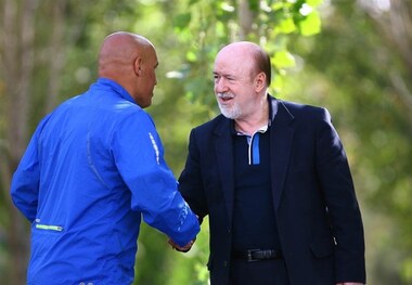 یک یا دو مربی جدید به کادر فنی استقلال اضافه می‌شود
