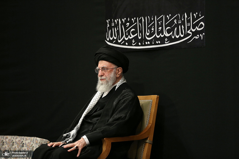 مراسم عزادارای شب عاشورا با حضور رهبر انقلاب اسلامی