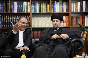 بازدید «سید حسن خمینی» از موسسه مطبوعاتی ایران