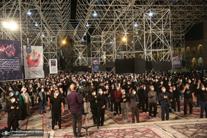 عزاداری شب تاسوعای حسینی (ع) در حرم امام خمینی (س)