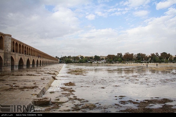 طرح بازچرخانی آب در زاینده رود کارشناسی شده است