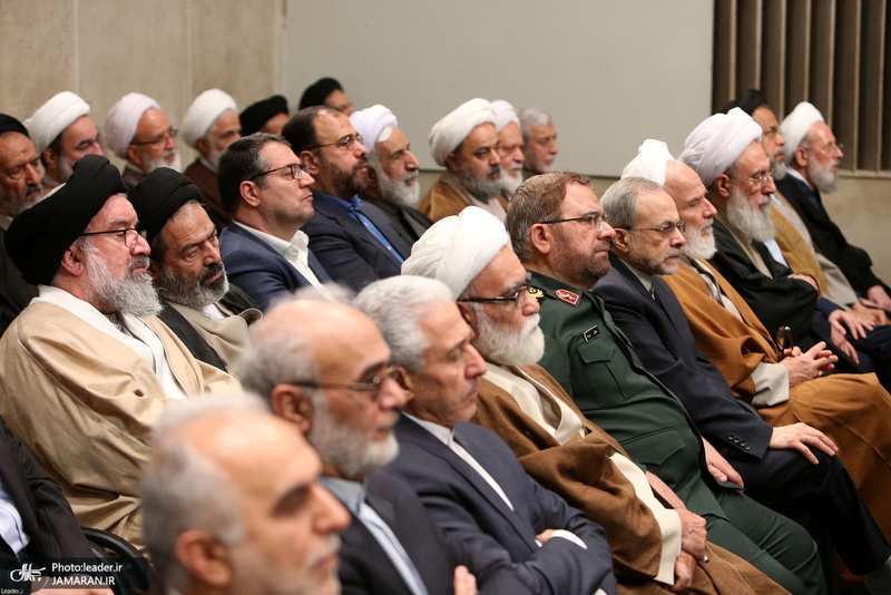 دیدار مسئولان نظام و میهمانان کنفرانس وحدت اسلامى‌ با رهبر معظم انقلاب