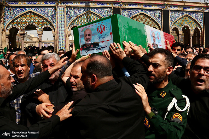 مراسم تشییع پیکر شهیدان سردار حسین سلامی و مسعود شانه ای