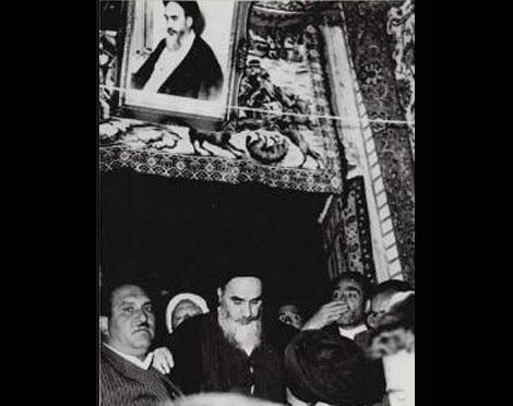 حیوا ذکرى نهضة کربلاء والاسم المبارک للحسین بن علی (ع) فباحیاء ذکراه یحیا الاسلام