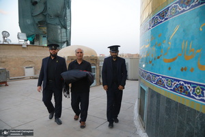 مراسم تعویض پرچم حرم حضرت معصومه (س) در شب اول ماه محرم‎‎