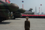 کره شمالی در «چشم به هم زدنی»ناوهای آمریکایی را منهدم می کند
