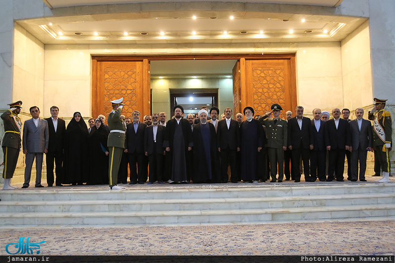 تجدید میثاق رئیس جمهور و هیات دولت با آرمان حضرت امام(س) 