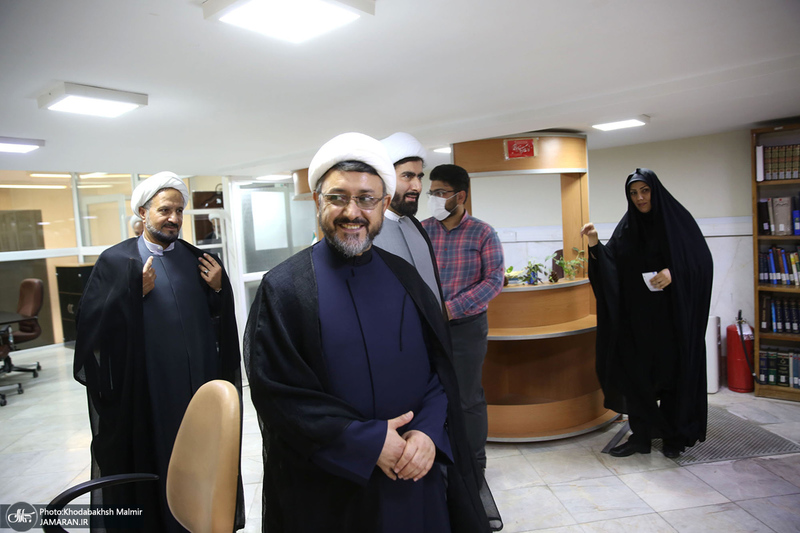 بازدید رئیس موسسه تنظیم و نشر آثار امام خمینی (س) از کتابخانه پژوهشگاه قوه‌قضاییه