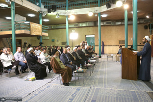 دیدار اعضای جبهه فرهنگی نقلاب اسلامی با سید حسن خمینی