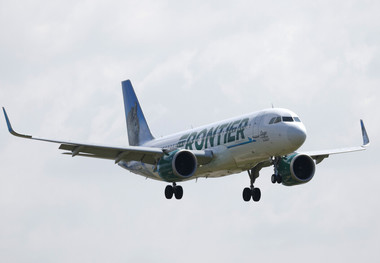 یک هواپیمای مسافربری  آمریکایی به رینگ بوکس تبدیل شد! 