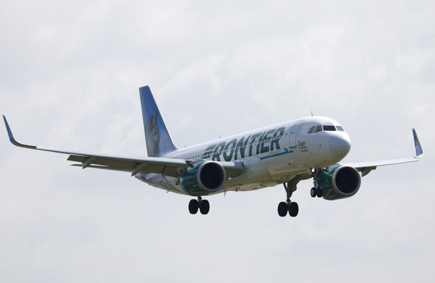 یک هواپیمای مسافربری  آمریکایی به رینگ بوکس تبدیل شد! 