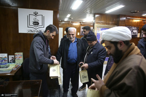 بازدید جمعی از خادمین افتخاری آستان مقدس امامزاده قاسم (ع) بابل