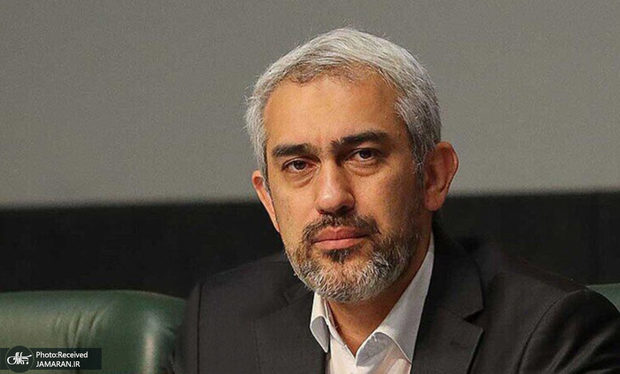 تقابل دیدگاه‌ها درباره برنامه وزیر پیشنهادی اقتصاد/ موسسه مطالعات دین و اقتصاد: برنامه مدنی‌زاده شکاف طبقاتی را عمیق‌تر و حس تبعیض را فراگیرتر می‌کند/عضو کمیسیون اقتصادی مجلس: تمرکز مدنی زاده به تقویت سرمایه گذاری از نیازهای اساسی اقتصاد کشور است