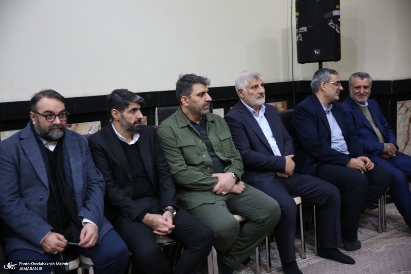 دیدار رئیس، مدیران و کارکنان ستاد اجرایی فرمان امام (ره) با سید حسن خمینی