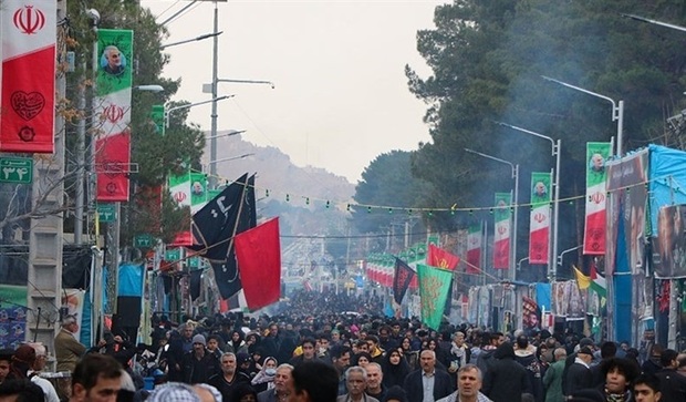 فرمانده سپاه استان کرمان: تیراندازی در سطح شهر کرمان صحت ندارد/ امنیت کامل در استان برقرار است/ برنامه‌های سالگرد سردار سلیمانی طبق برنامه در گلزار شهدا در حال برگزاری است