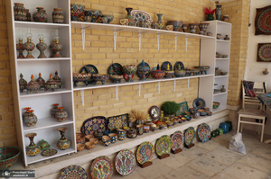 بازدید گردشگران نوروزی از بیت تاریخی حضرت امام در خمین -2