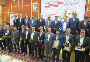 دستگاه های اجرایی برتر استان قزوین تجلیل شدند