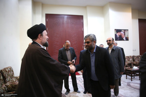 تجدید میثاق رئیس و جمعی از مدیران سازمان صداوسیما با آرمان‌های امام خمینی(س)-2