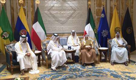 پاسخ کتبی قطر به مطالبات چهار کشورعربی تسلیم امیر کویت شد