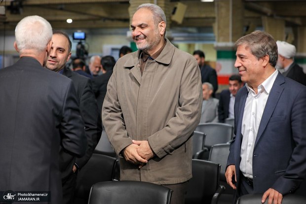 جواد خیابانی در دیدار ورزشکاران با رهبر معظم انقلاب + عکس