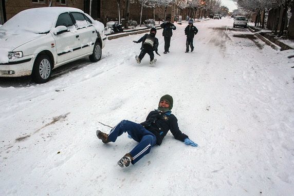 دانش آموزان گلستان یک روز زودتر به استقبال بهار می روند