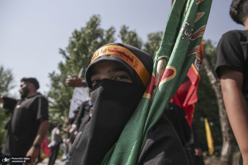 عزاداری سنتی کشمیری‌ها روی قایق