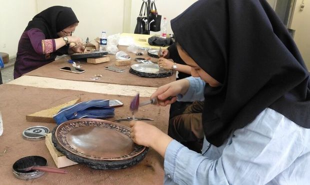 ۱۰درصد کارآموزان فنی و حرفه ای خواهران گچساران شاغل می‌شوند