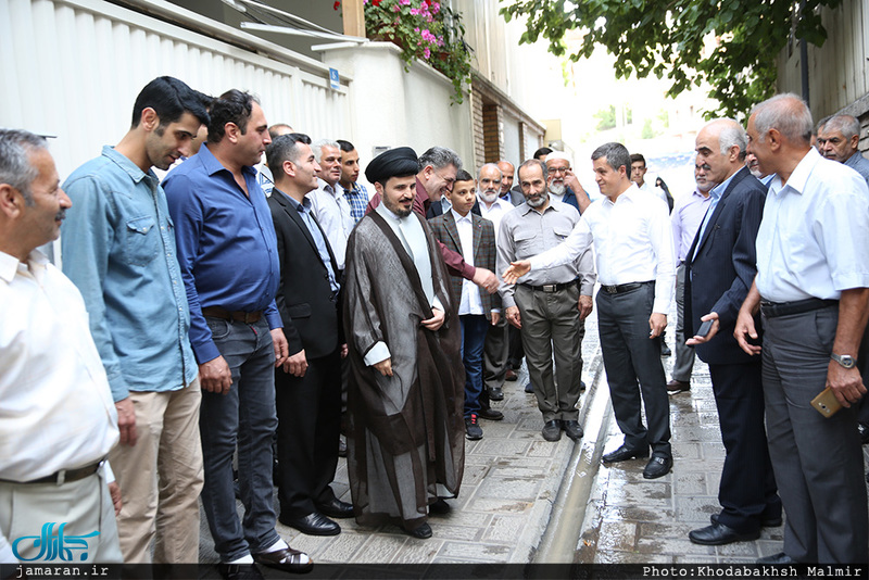 نماز عید فطر در حسینیه شماره 2 جماران 