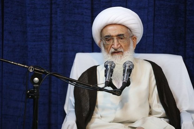 آیت الله نوری همدانی: قدس امروز مساله اصلی جهان اسلام است