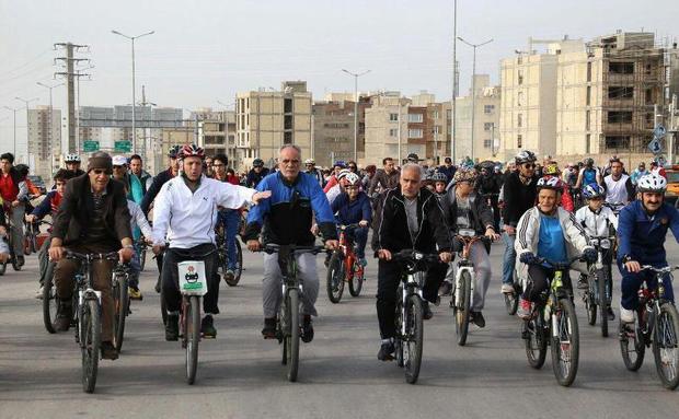 همایش دوچرخه سواری در قزوین برگزار شد