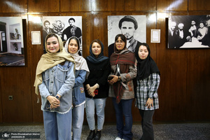 بازدید جمعی از دانشجویان عراقی و افغانستانی دانشگاه تهران جنوب از جماران