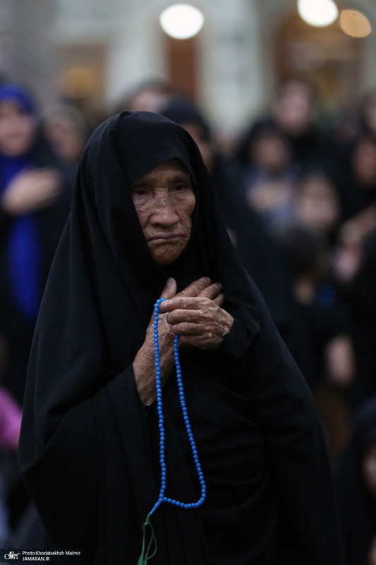 مراسم عزاداری شب عاشورای حسینی (ع) در حرم امام خمینی (س) 2